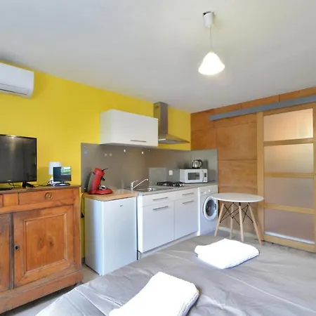 Lejlighed Bright Studio With Garden *