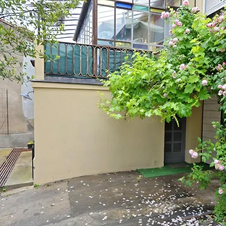 Lejlighed Bright Studio With Garden